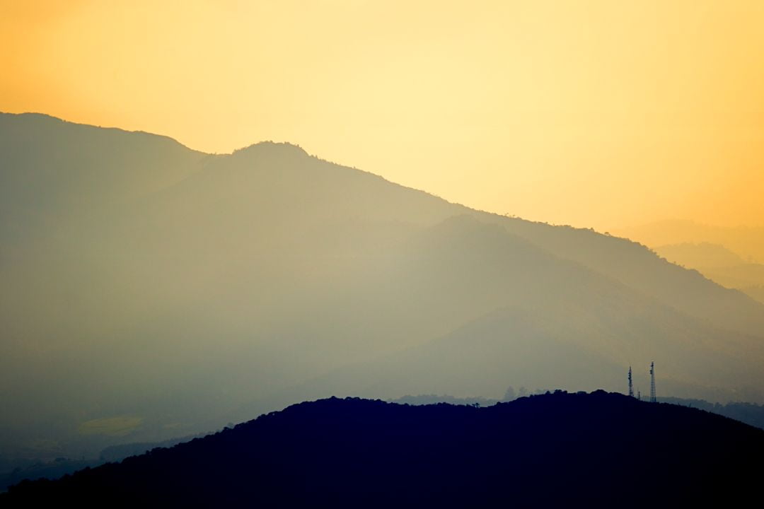Cores ecoam em imagens, ecoando emoções e contando histórias que ecoam em silêncio através do tempo - Fotografia de Paisagem