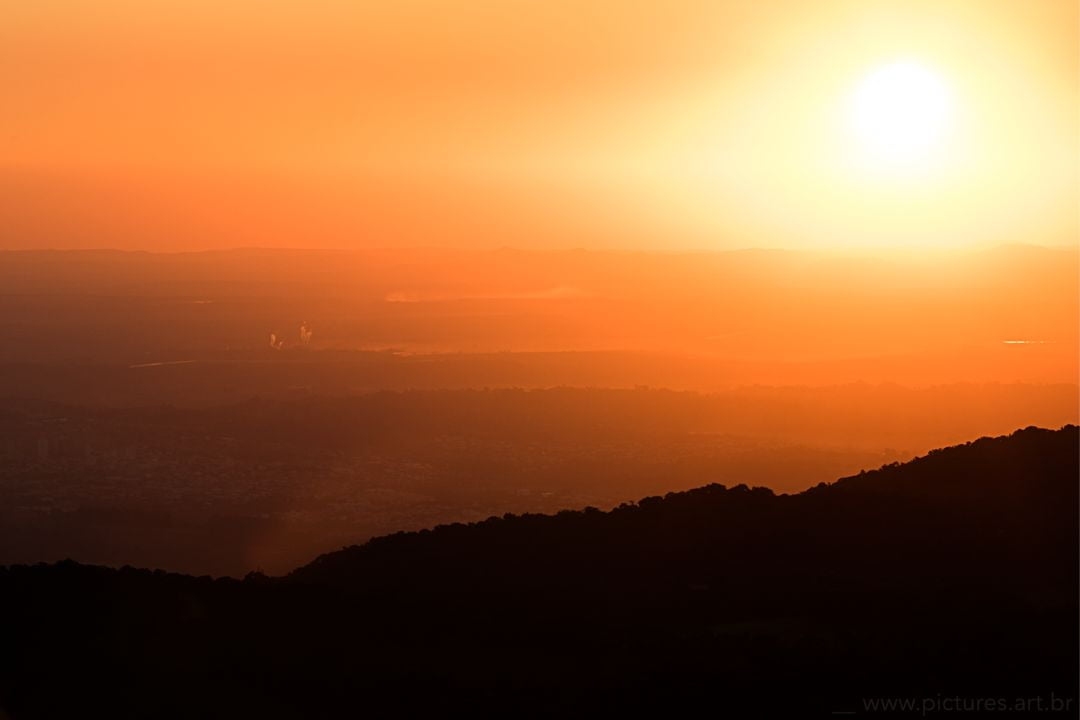 Memórias eternas capturadas em cliques fugazes, convidando a um olhar profundo na história visual da natureza - Fotografia de Paisagem